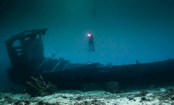The Camia shipwreck dive site